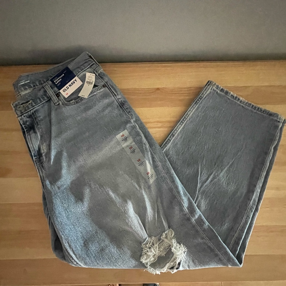 NWT old navy boyfriend loose jeans size 10